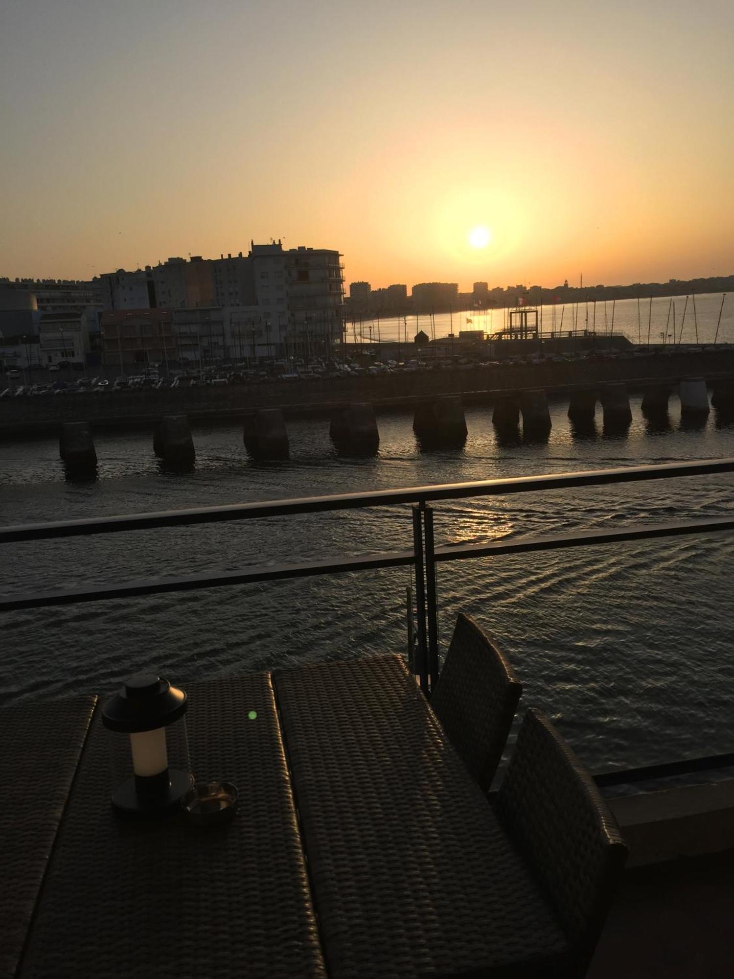 Le Vendee Globe Sous Votre Balcon Apartment La Chaume Bagian luar foto