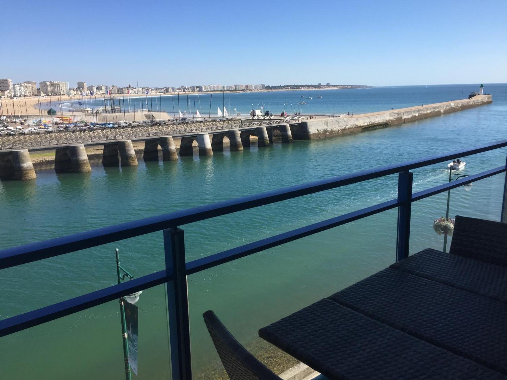 Le Vendee Globe Sous Votre Balcon Apartment La Chaume Bagian luar foto